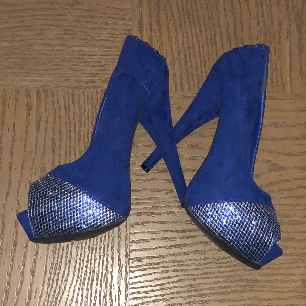 Blue open Toe heels